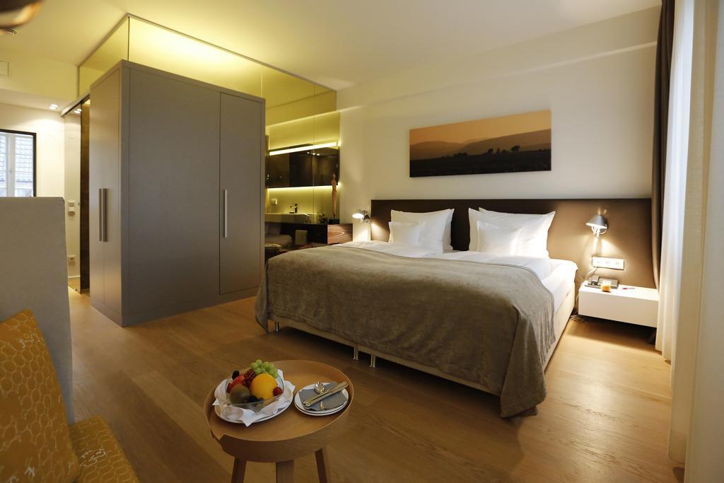Weinhaus Henninger Hotell Kallstadt Eksteriør bilde